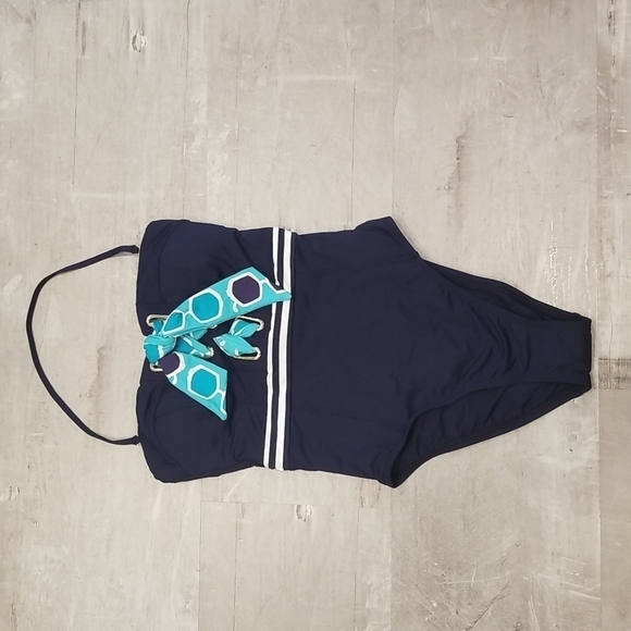 💕TRINA TURK💕 Made in the Shade Bandeau One-Piece Swimsuit Lace Up 0 NWT - Picture 7 of 12